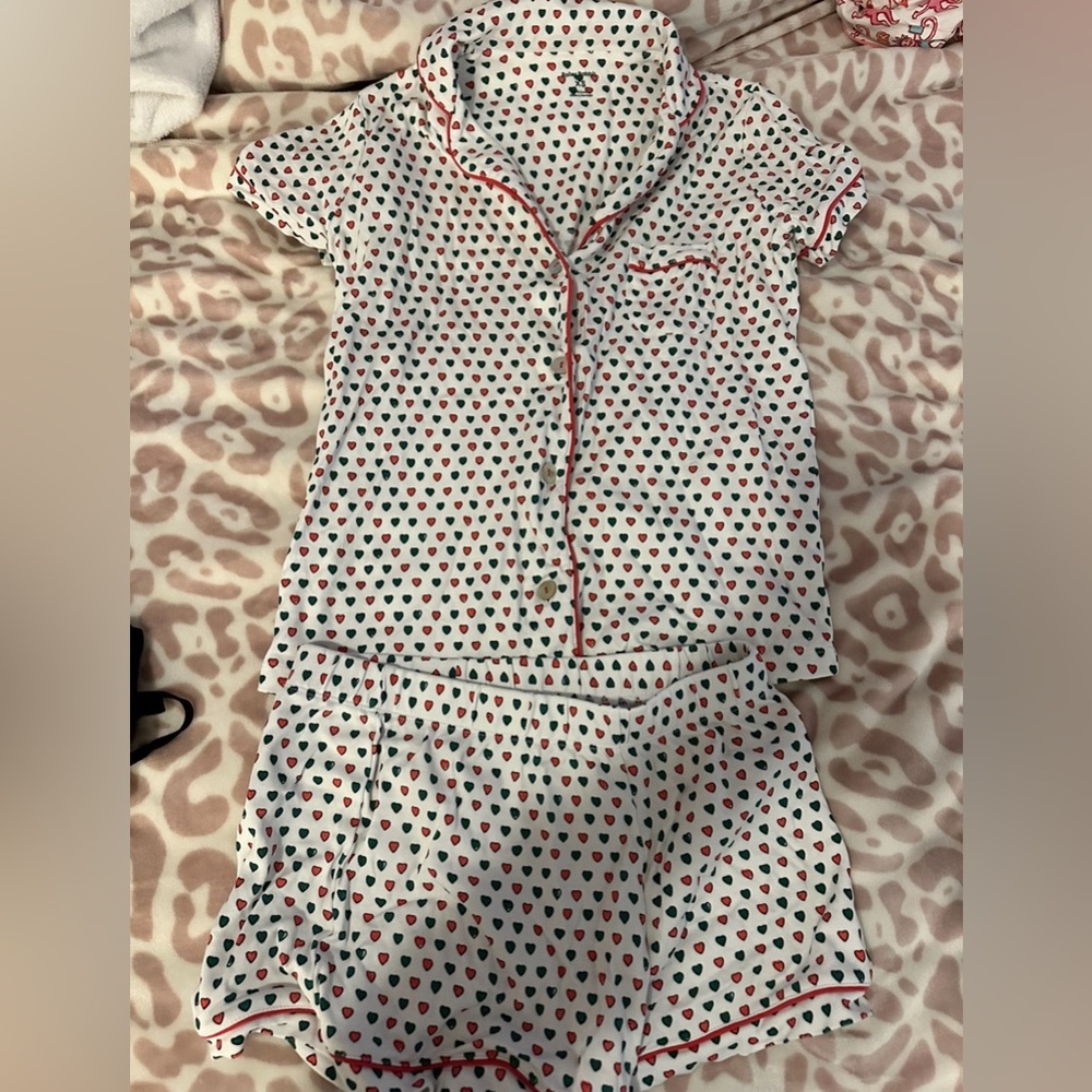 RELIST 🥰 - LIMITED EDITION!!!! Roller rabbit mini hearts Christmas print ❤️💚!!
